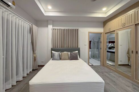 LINE_ALBUM_8.5mb. 3bed 3bath soi102_260406_11
