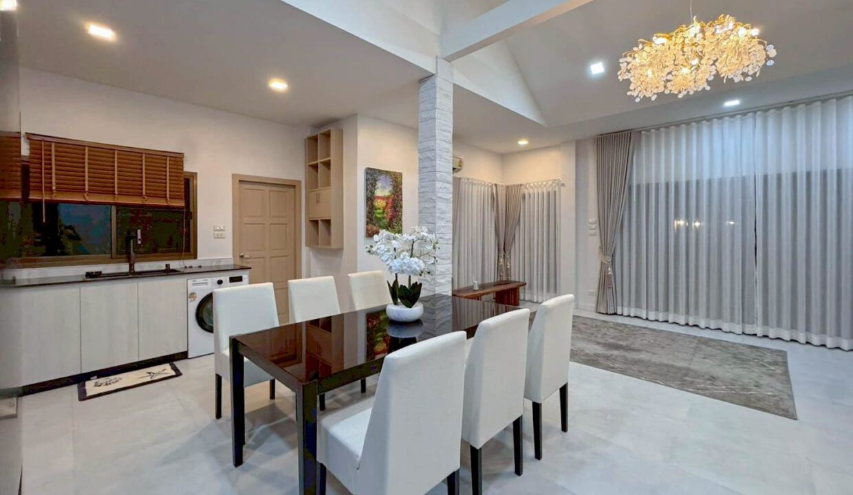 LINE_ALBUM_8.5mb. 3bed 3bath soi102_260406_15