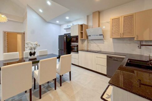 LINE_ALBUM_8.5mb. 3bed 3bath soi102_260406_19