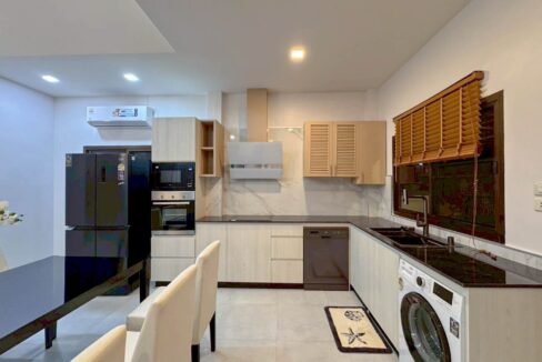 LINE_ALBUM_8.5mb. 3bed 3bath soi102_260406_20