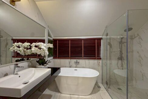 LINE_ALBUM_8.5mb. 3bed 3bath soi102_260406_6