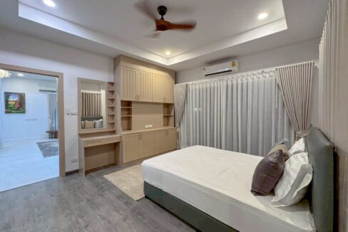 LINE_ALBUM_8.5mb. 3bed 3bath soi102_260406_7