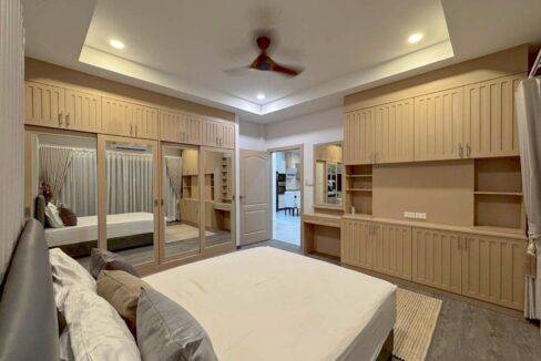 LINE_ALBUM_8.5mb. 3bed 3bath soi102_260406_8