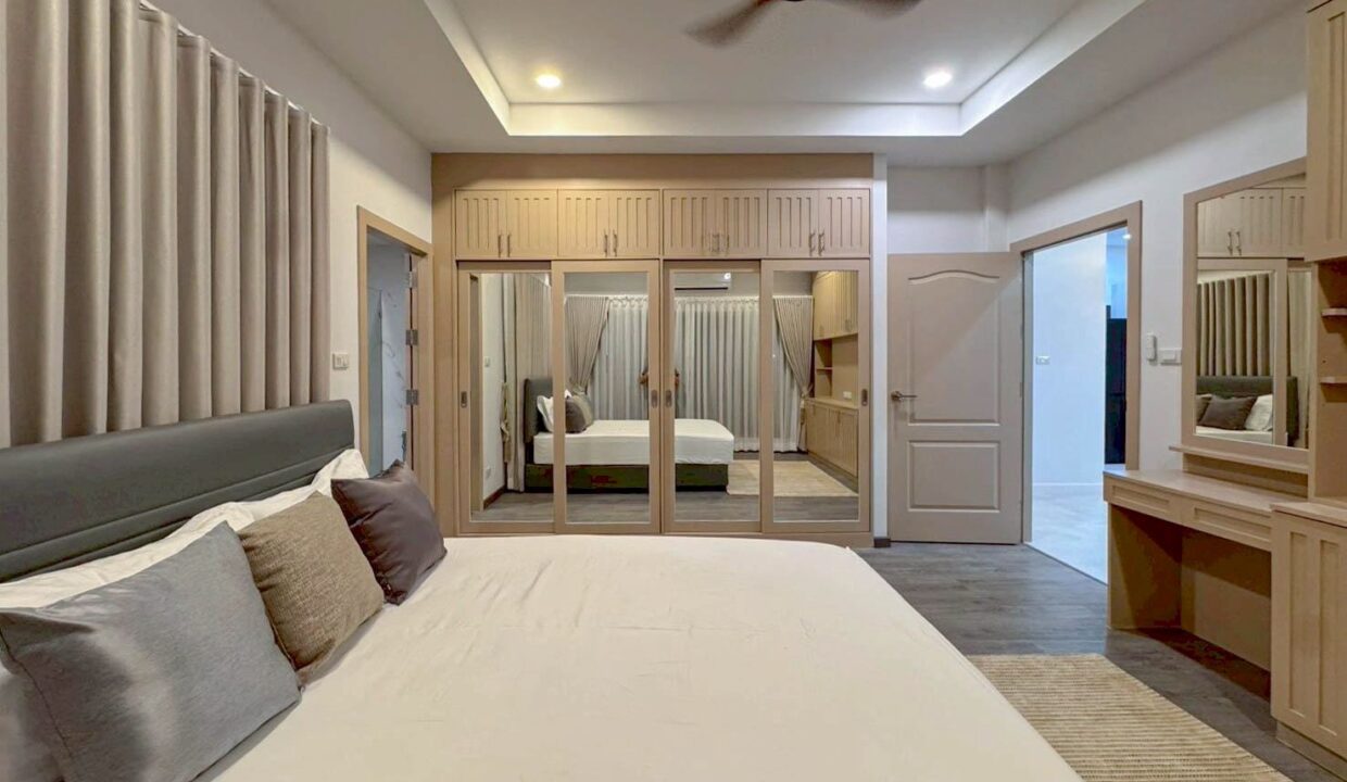 LINE_ALBUM_8.5mb. 3bed 3bath soi102_260406_9