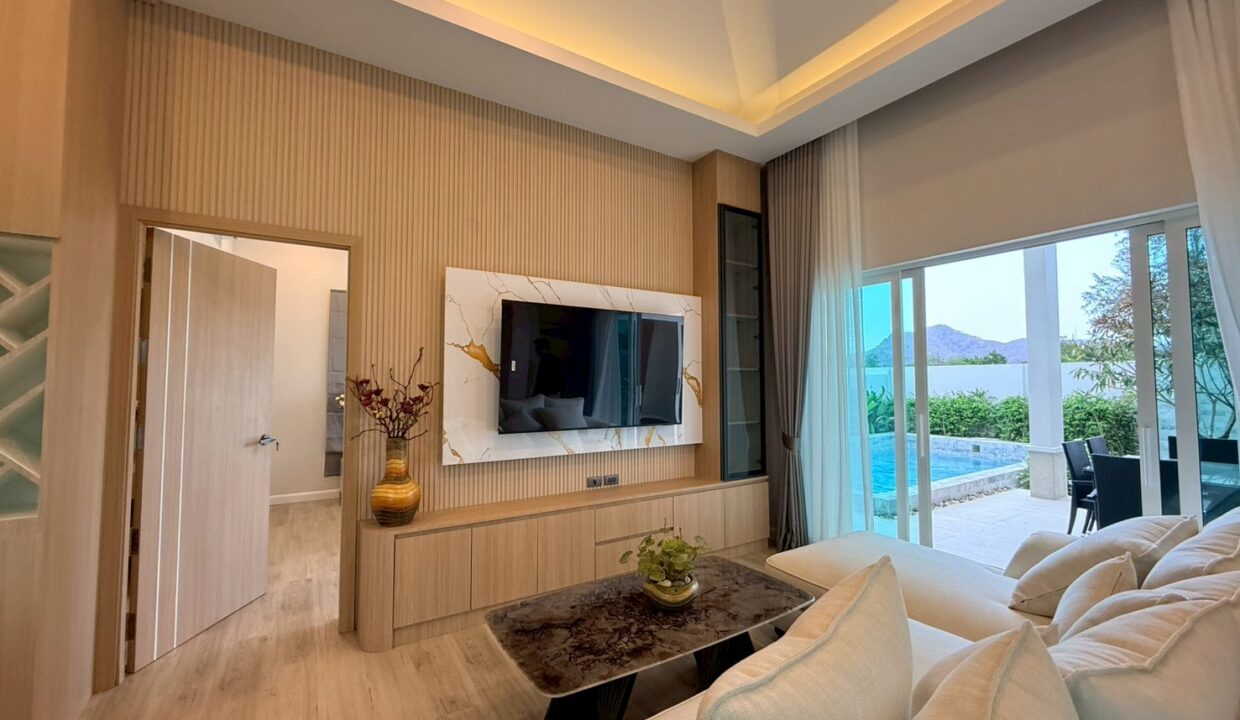 LINE_ALBUM_Coco m38_260406_1