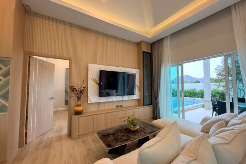 LINE_ALBUM_Coco m38_260406_1