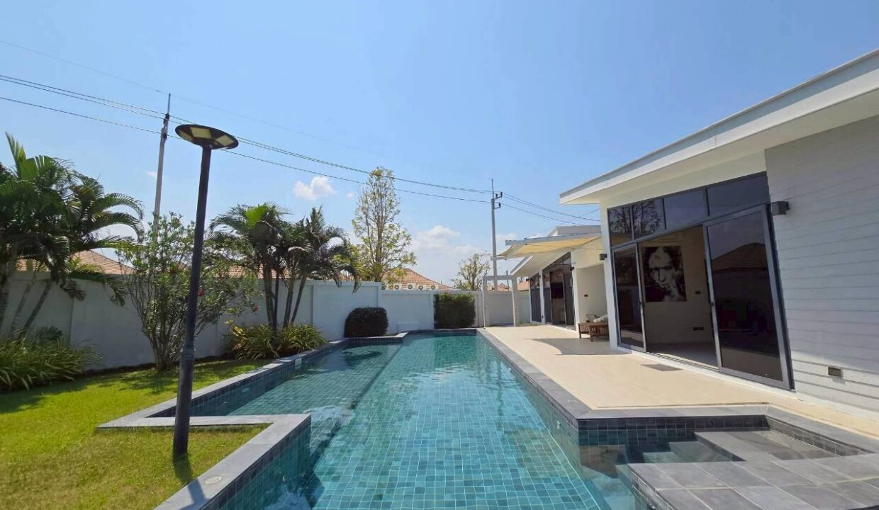 LINE_ALBUM_K Jin_260406_12