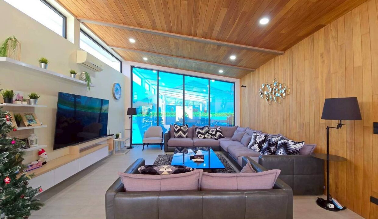 LINE_ALBUM_K Jin_260406_16