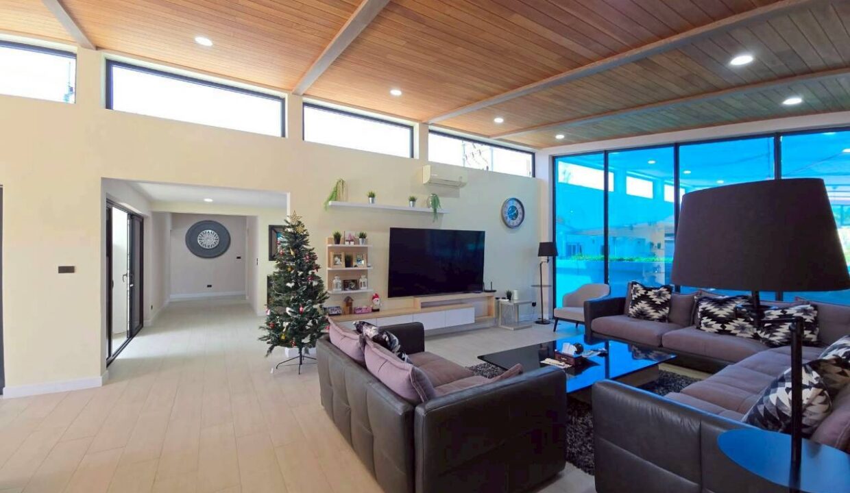 LINE_ALBUM_K Jin_260406_17