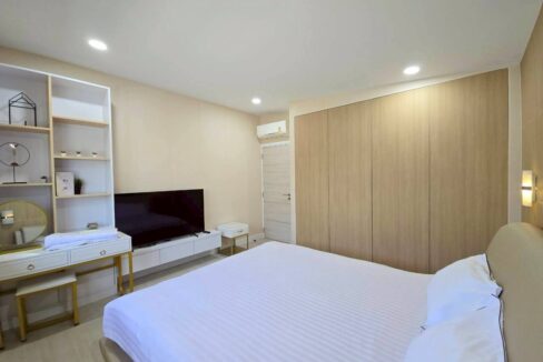 LINE_ALBUM_K Jin_260406_30