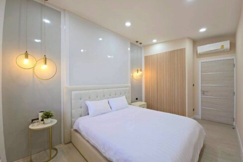 LINE_ALBUM_K Jin_260406_35