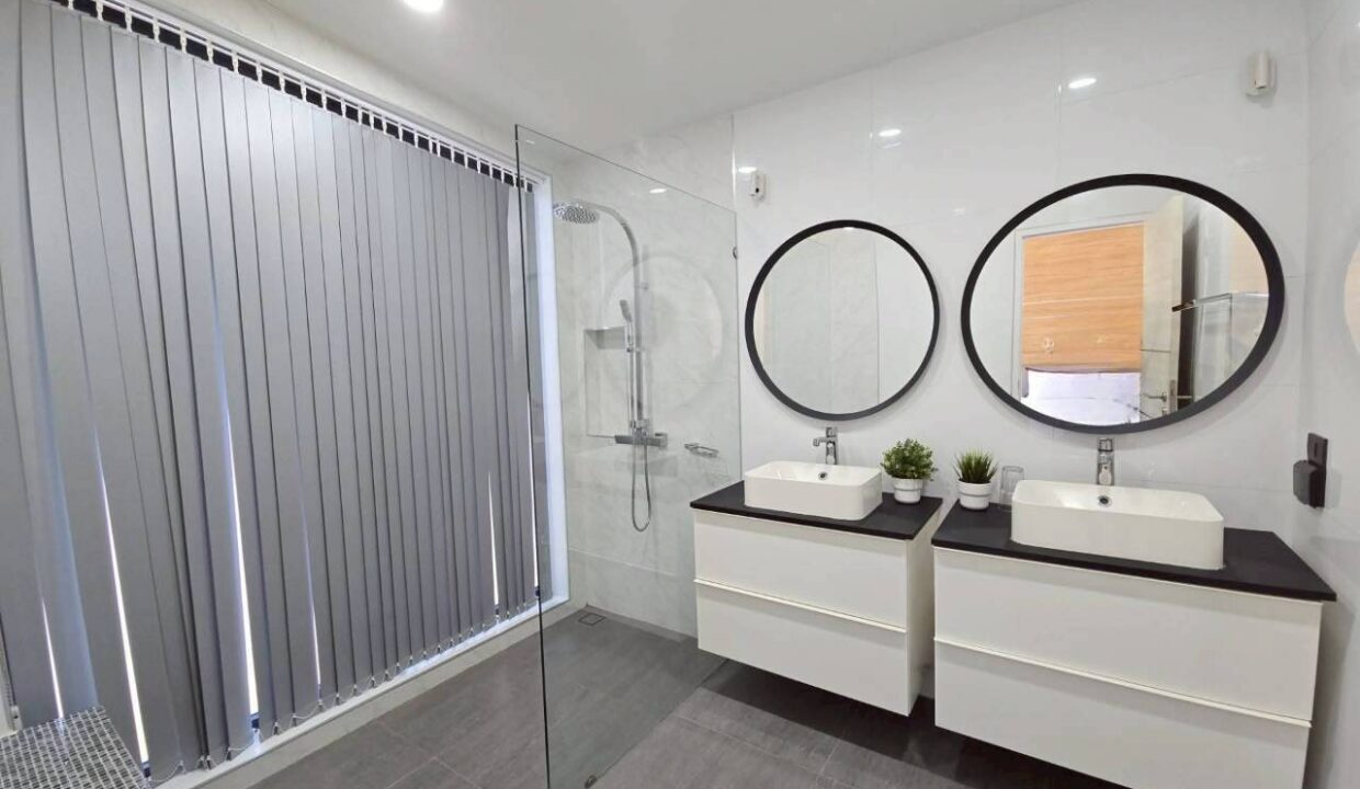 LINE_ALBUM_K Jin_260406_37