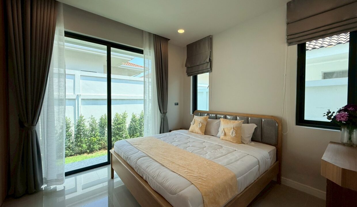 LINE_ALBUM_Lalisa_260406_11