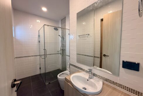 LINE_ALBUM_Lalisa_260406_13