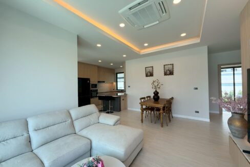 LINE_ALBUM_Lalisa_260406_5