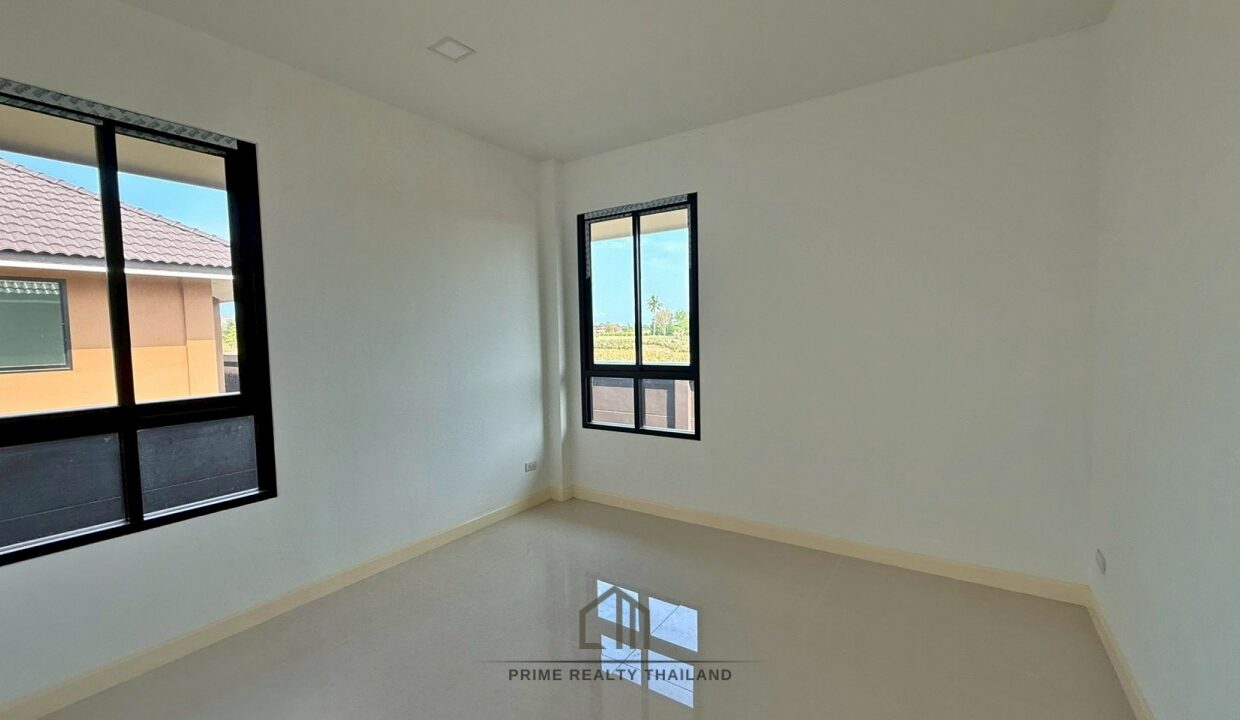 batch_LINE_ALBUM_66Banrak 2 bed_260425_8