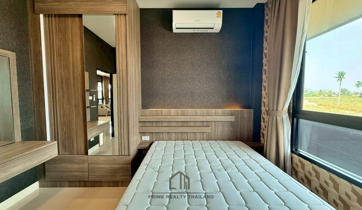 batch_LINE_ALBUM_68Banrak 3 bed furnished with pool_260425_12