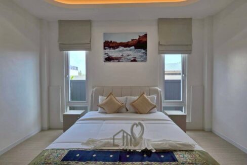 batch_LINE_ALBUM_Aileen 7.59 MB_260427_33