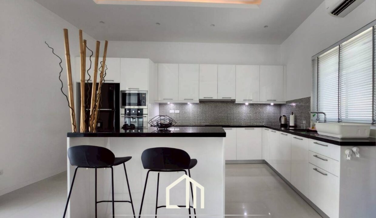 batch_LINE_ALBUM_Aria1 Plot16_260409_10