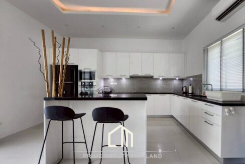 batch_LINE_ALBUM_Aria1 Plot16_260409_10