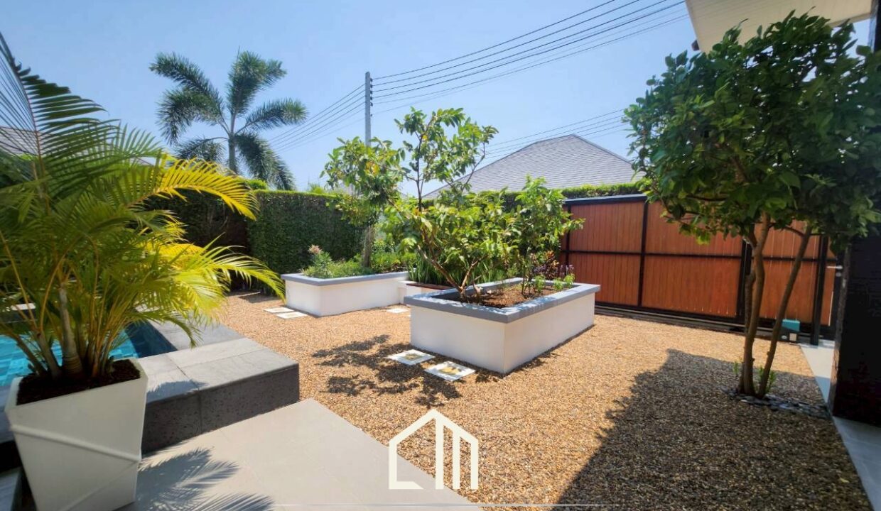 batch_LINE_ALBUM_Aria1 Plot16_260409_7