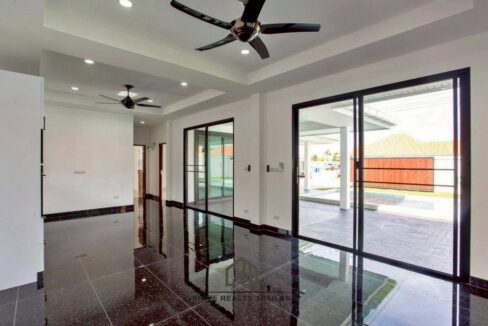 batch_LINE_ALBUM_Khemantra_260419_5