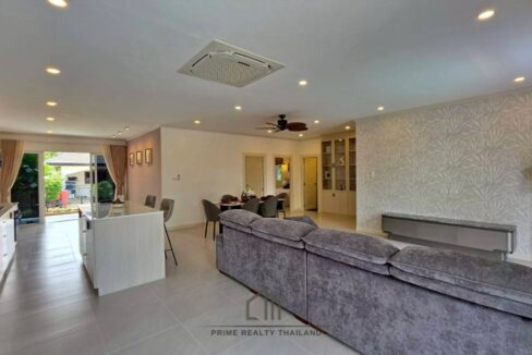 batch_LINE_ALBUM_Laguna 8.9 MB_260425_29