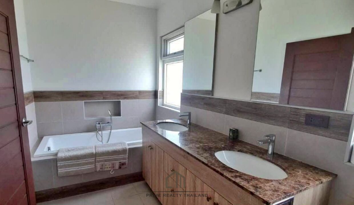 batch_LINE_ALBUM_Mali 7.9 MB_260425_11