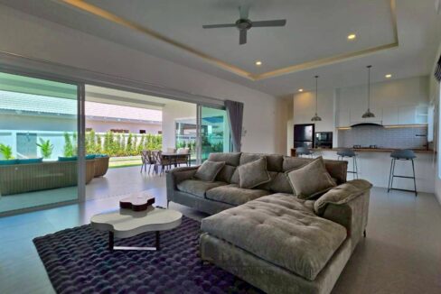 batch_LINE_ALBUM_Meedee 7.5 MB_260427_14