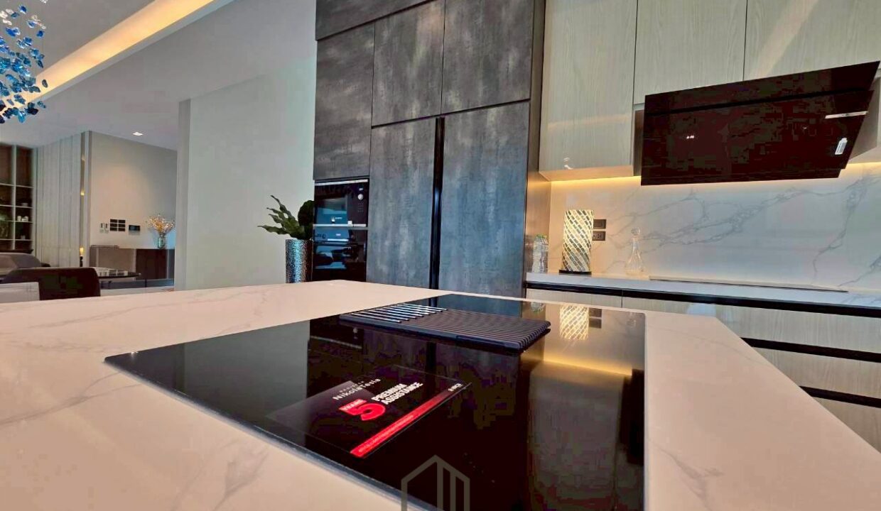 batch_LINE_ALBUM_Palm Hill 42 MB_260420_26