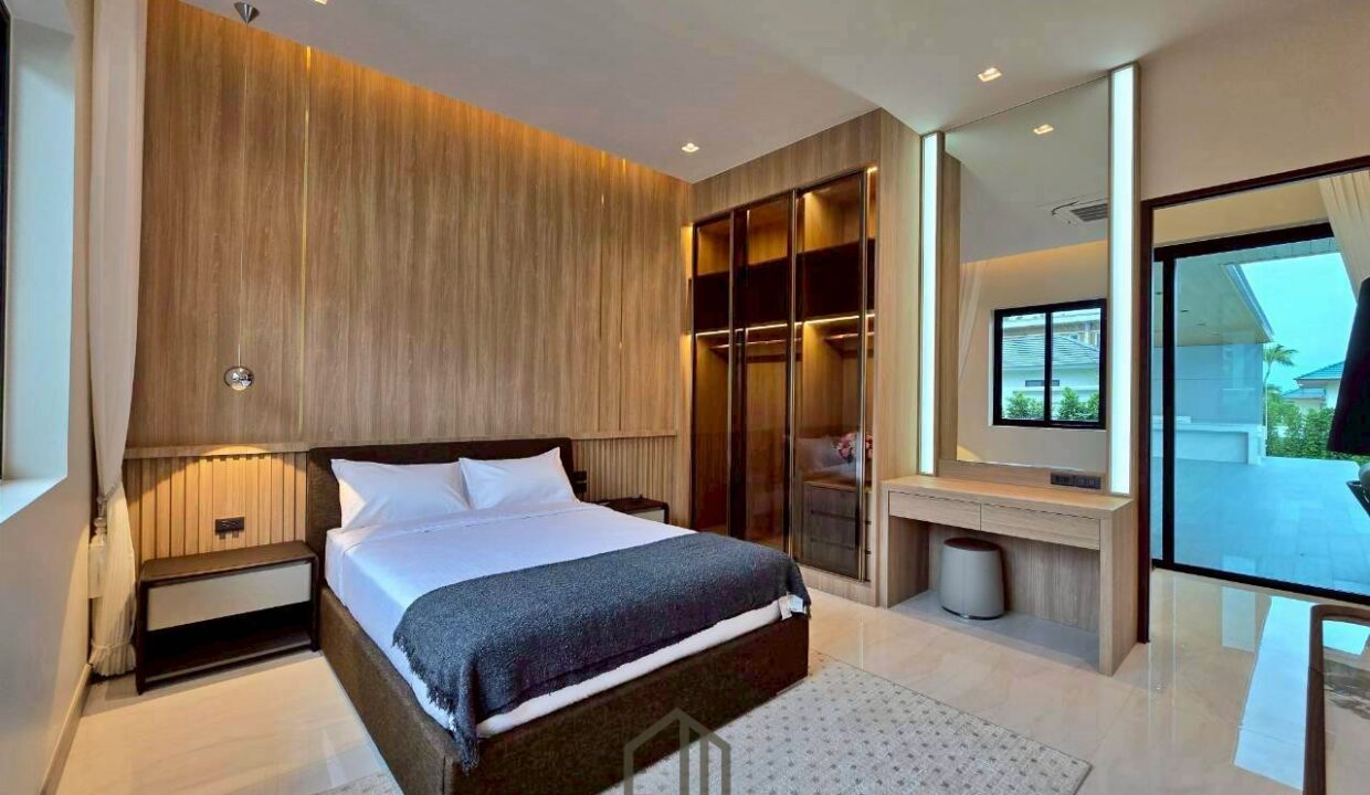 batch_LINE_ALBUM_Palm Hill 42 MB_260420_42