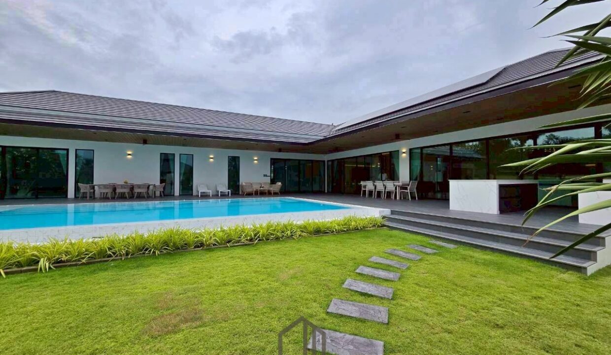 batch_LINE_ALBUM_Palm Hill 42 MB_260420_85