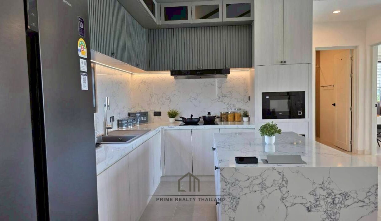 batch_LINE_ALBUM_Raintree_260425_13