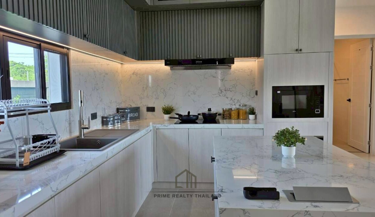 batch_LINE_ALBUM_Raintree_260425_14