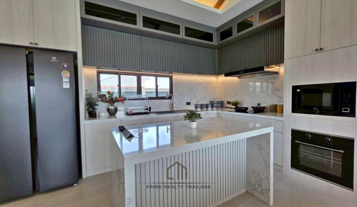 batch_LINE_ALBUM_Raintree_260425_16