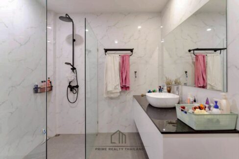 batch_LINE_ALBUM_Stand-alone house soi 114_260426_23