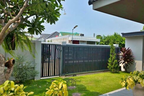 batch_LINE_ALBUM_Suksabai 7.3 MB_260425_15