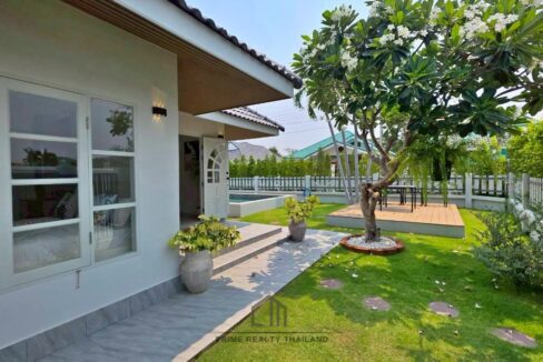 batch_LINE_ALBUM_Suksabai 7.3 MB_260425_20