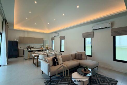 batch_LINE_ALBUM_Terra the exclusive_260412_12