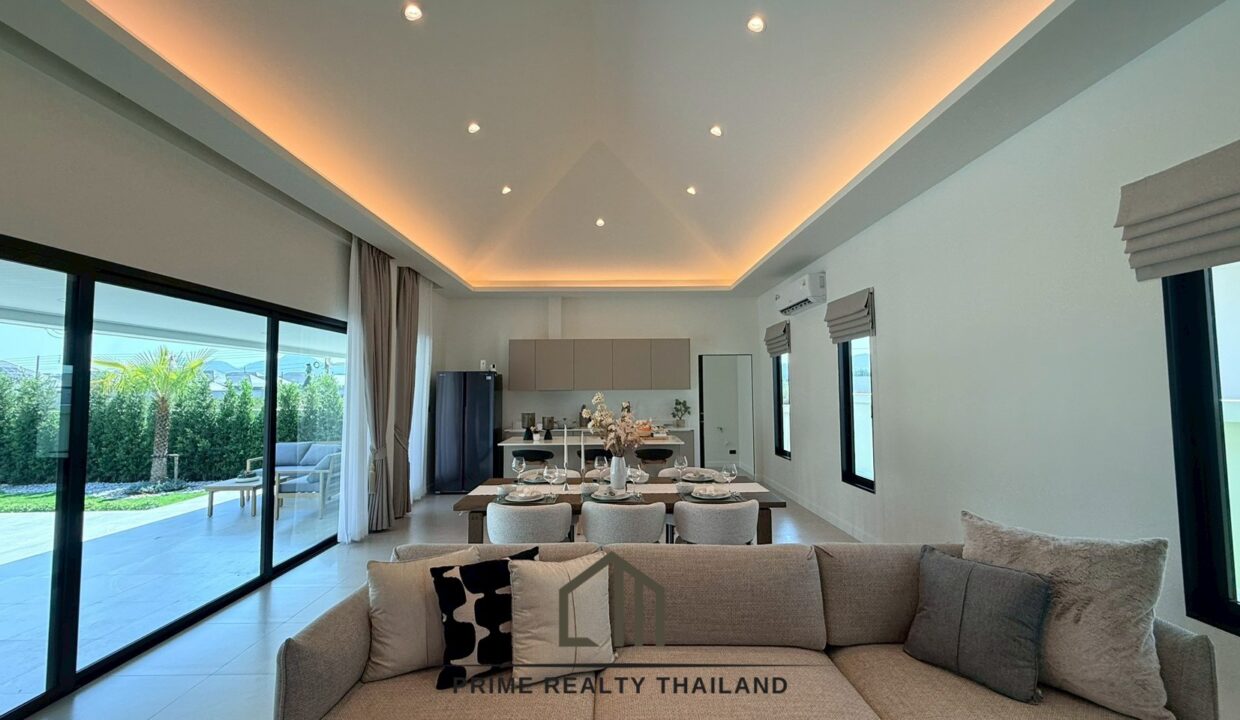 batch_LINE_ALBUM_Terra the exclusive_260412_13