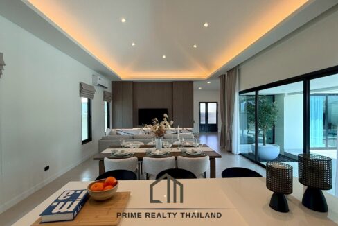 batch_LINE_ALBUM_Terra the exclusive_260412_15