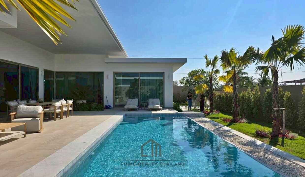 batch_LINE_ALBUM_The Mountains 12.9_260427_10