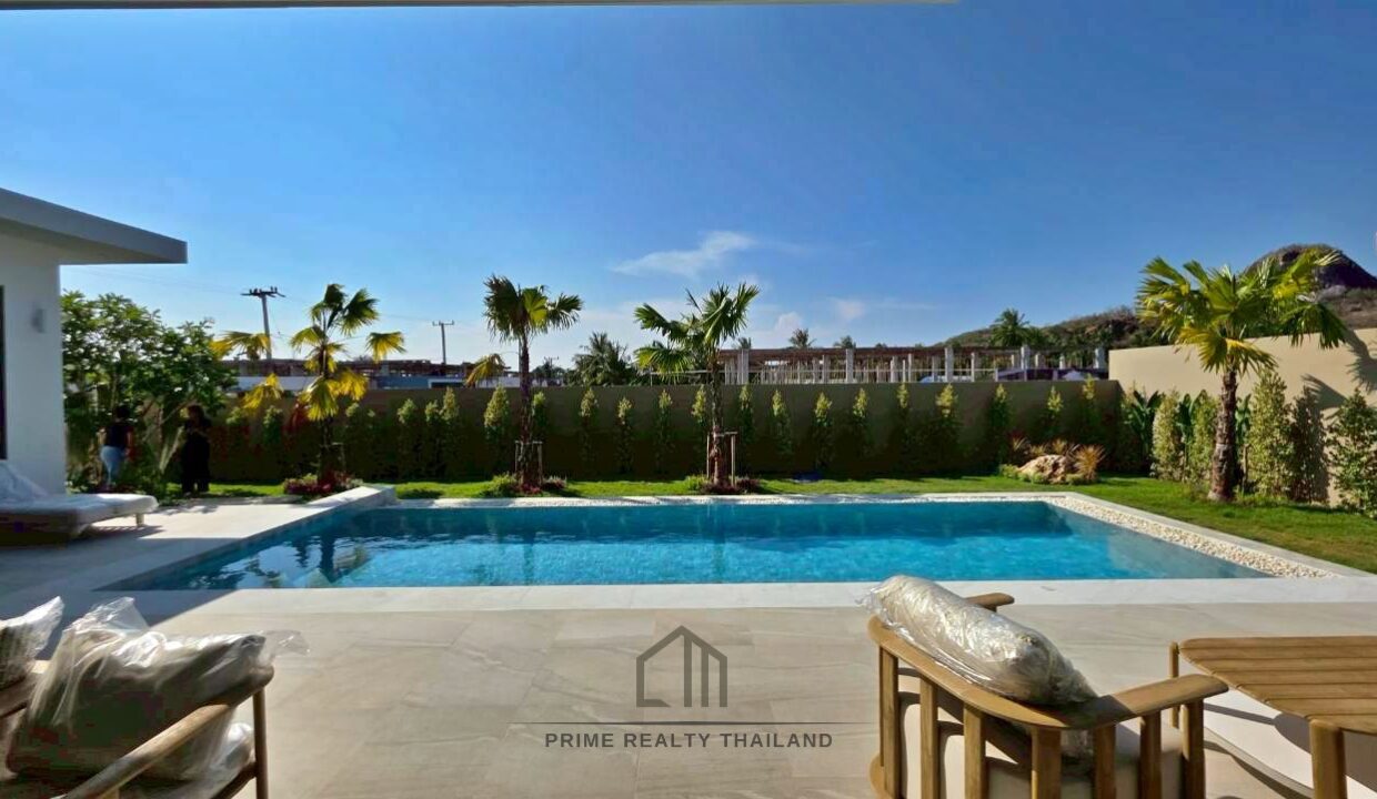 batch_LINE_ALBUM_The Mountains 12.9_260427_13