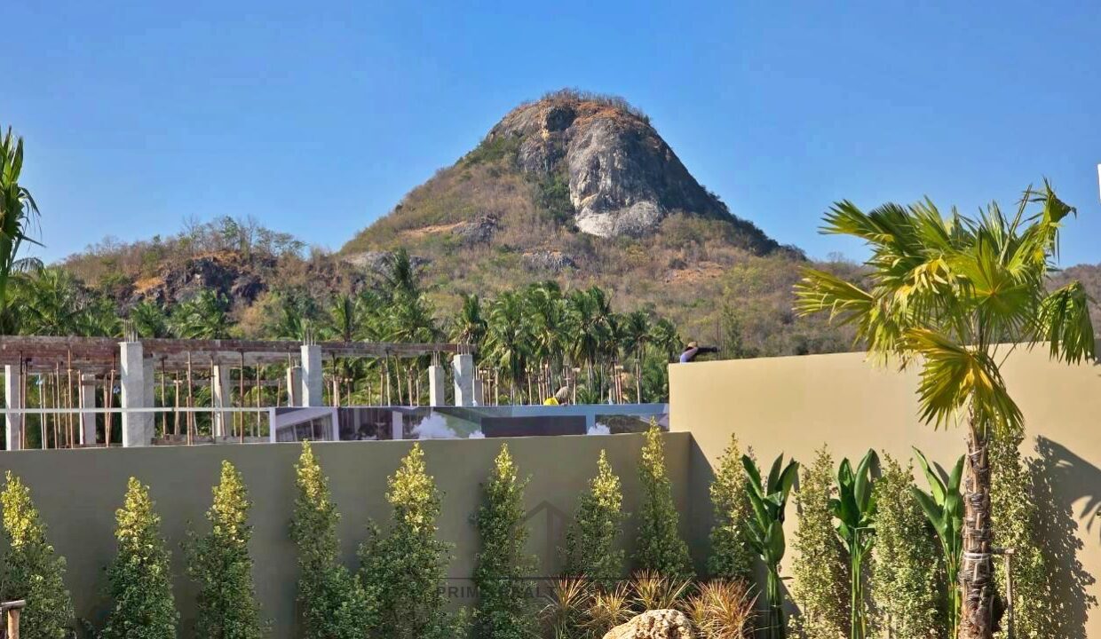 batch_LINE_ALBUM_The Mountains 12.9_260427_18