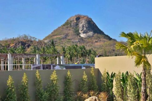 batch_LINE_ALBUM_The Mountains 12.9_260427_18