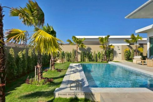 batch_LINE_ALBUM_The Mountains 12.9_260427_2