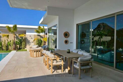 batch_LINE_ALBUM_The Mountains 12.9_260427_20