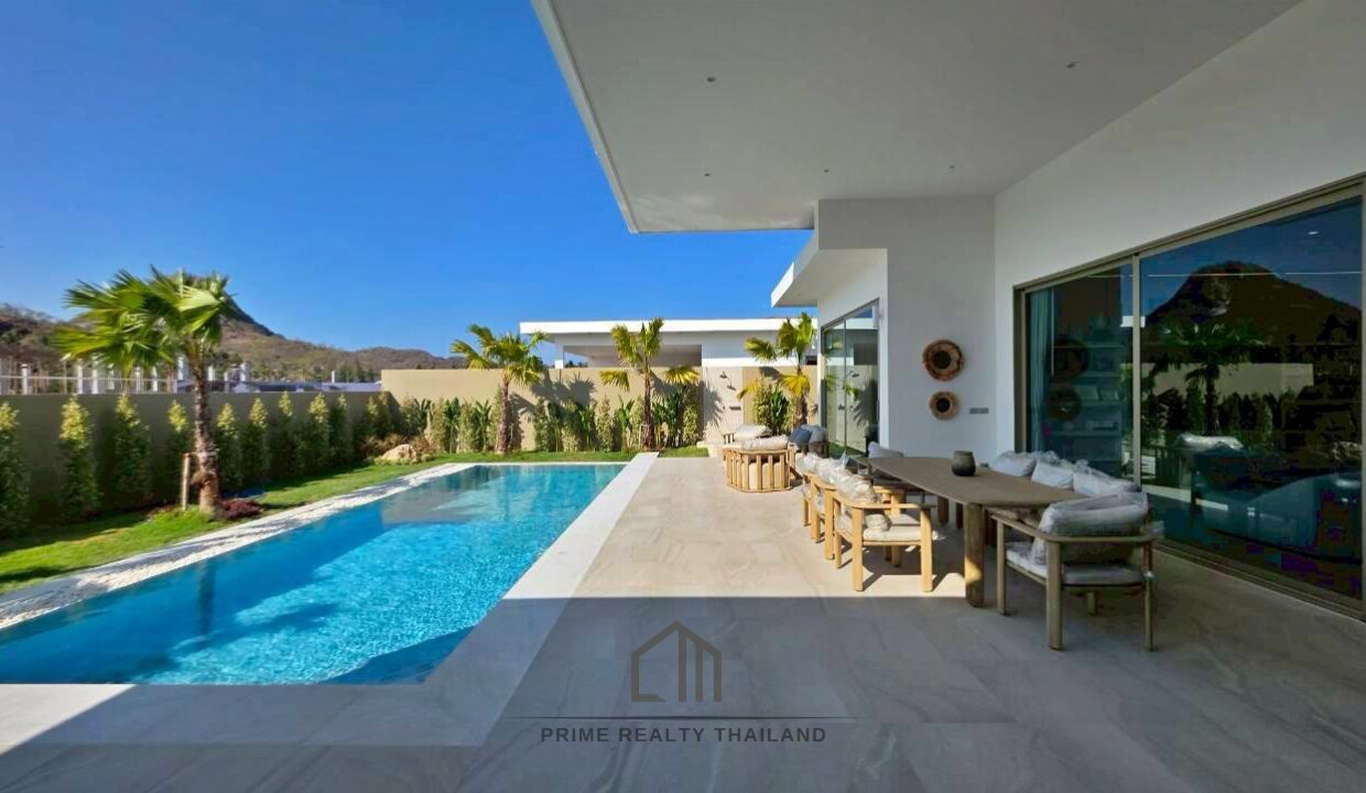 batch_LINE_ALBUM_The Mountains 12.9_260427_22