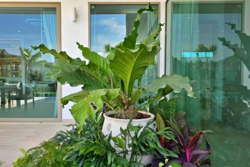 batch_LINE_ALBUM_The Mountains 12.9_260427_23