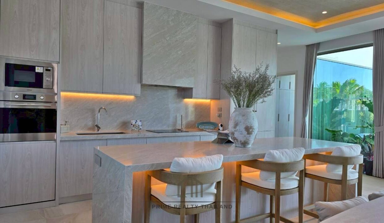 batch_LINE_ALBUM_The Mountains 12.9_260427_31